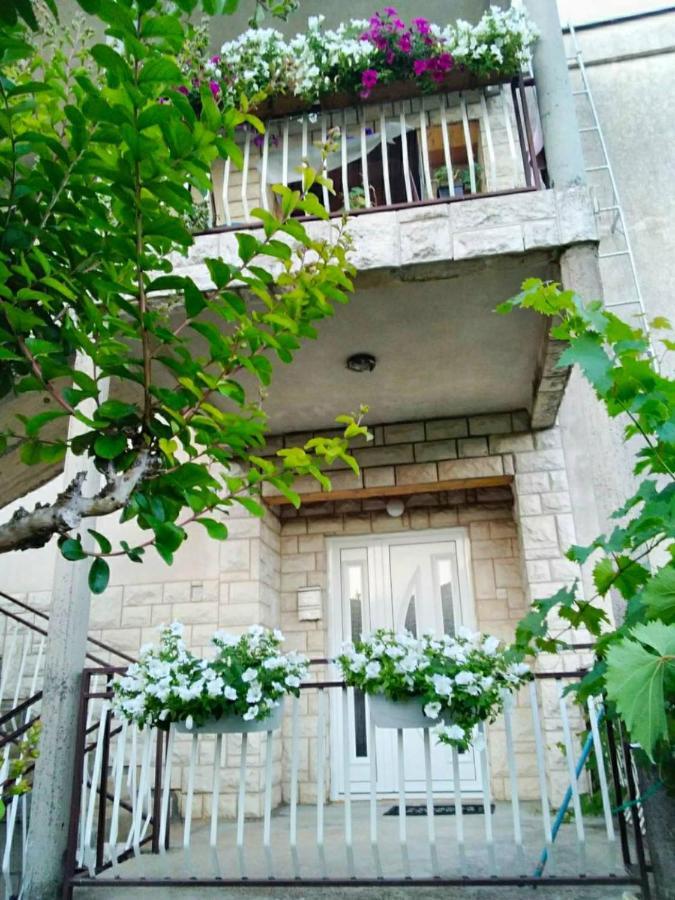 Cvijetna Oaza Lägenhet Trebinje Exteriör bild