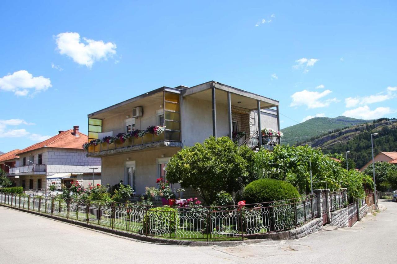 Cvijetna Oaza Lägenhet Trebinje Exteriör bild